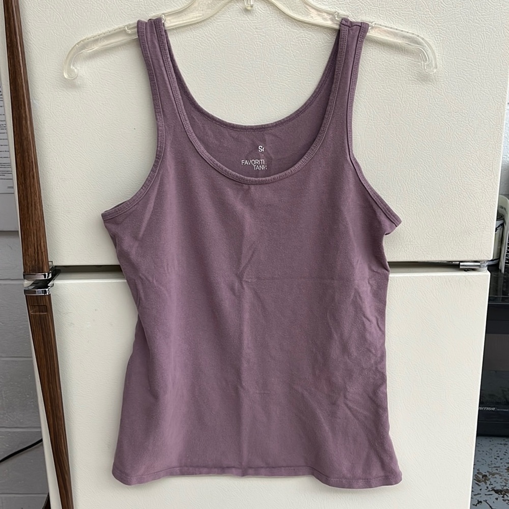 So plum tank top